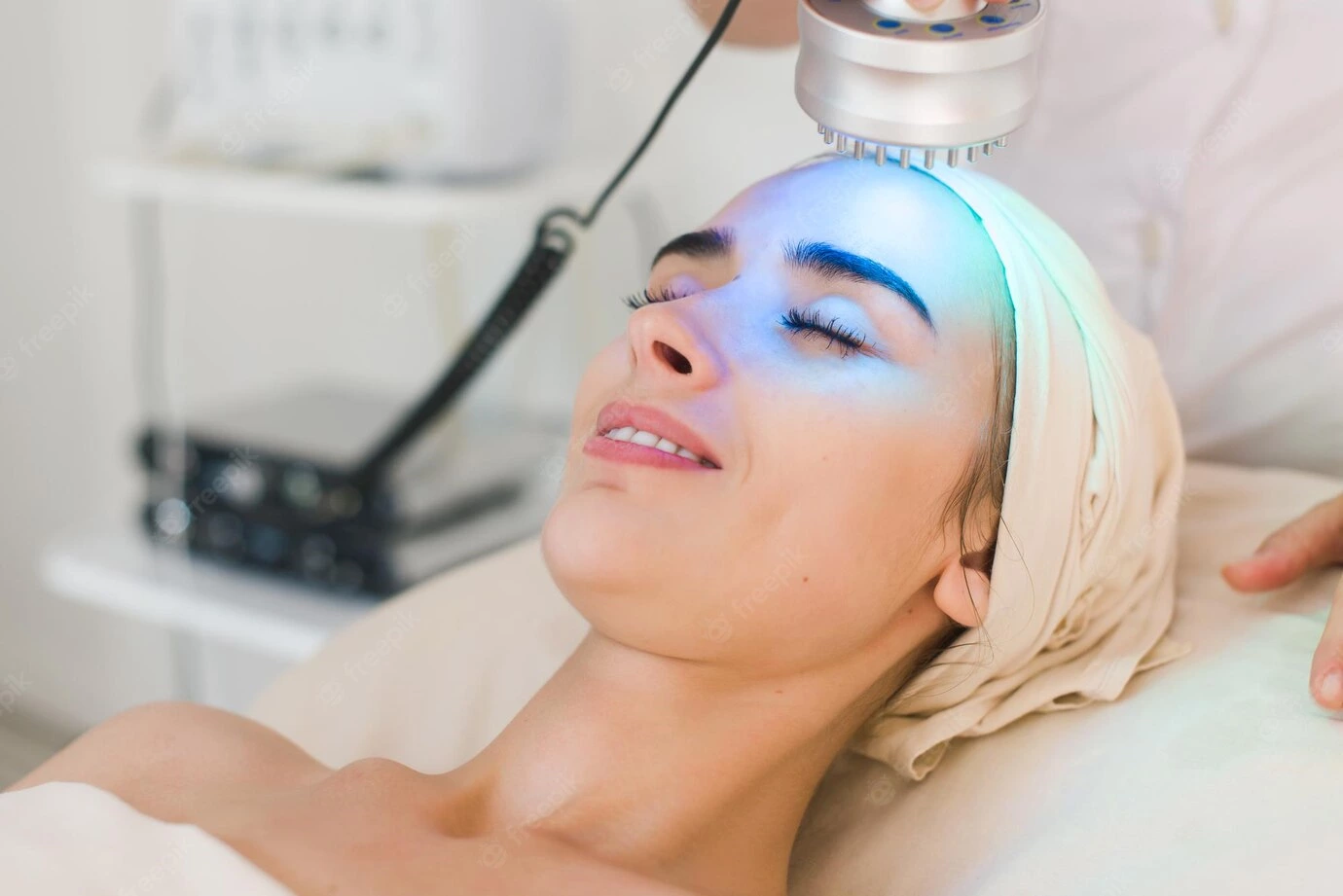 Facial Skin Management Machine